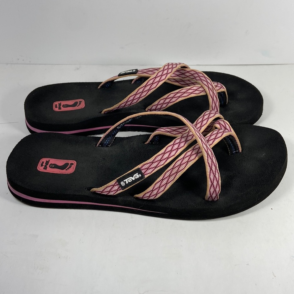 Teva Women’s Olowahu Sandal Size 7